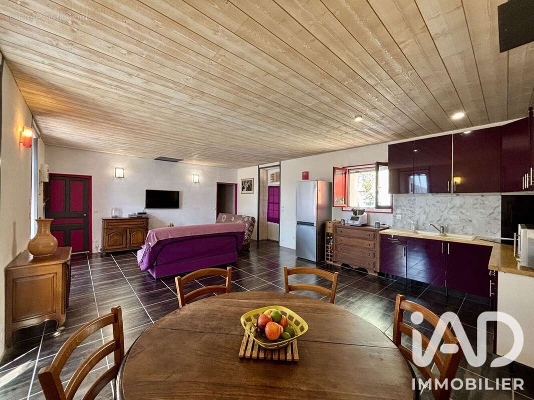 Maison 93 m² à Longeville-Sur-Mer  - photo 3