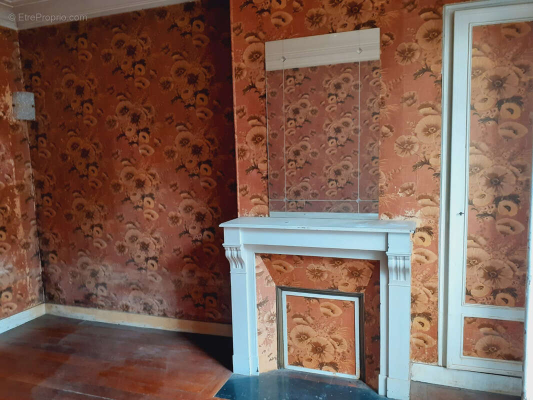 Appartement à CHARENTON-LE-PONT