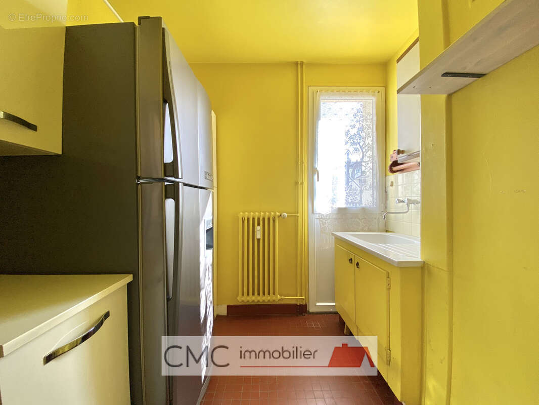 Appartement 48 m² à Luce  - photo 2