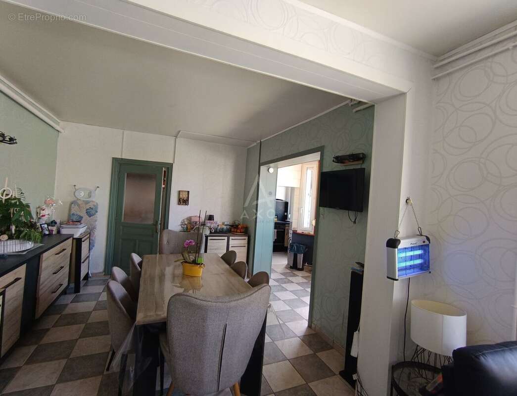 Maison à ESTREE-BLANCHE