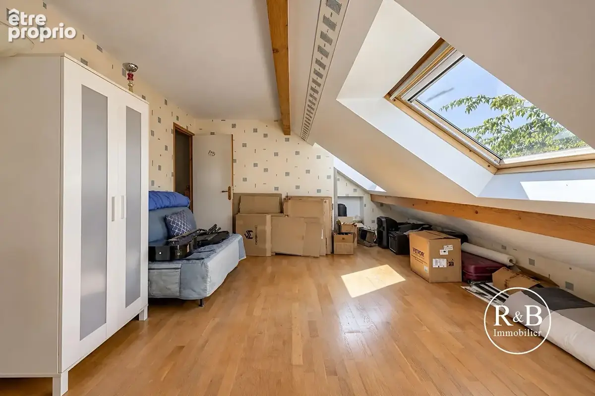 Maison Les Clayes Sous Bois 5 pièces 102 m2 - photo 12