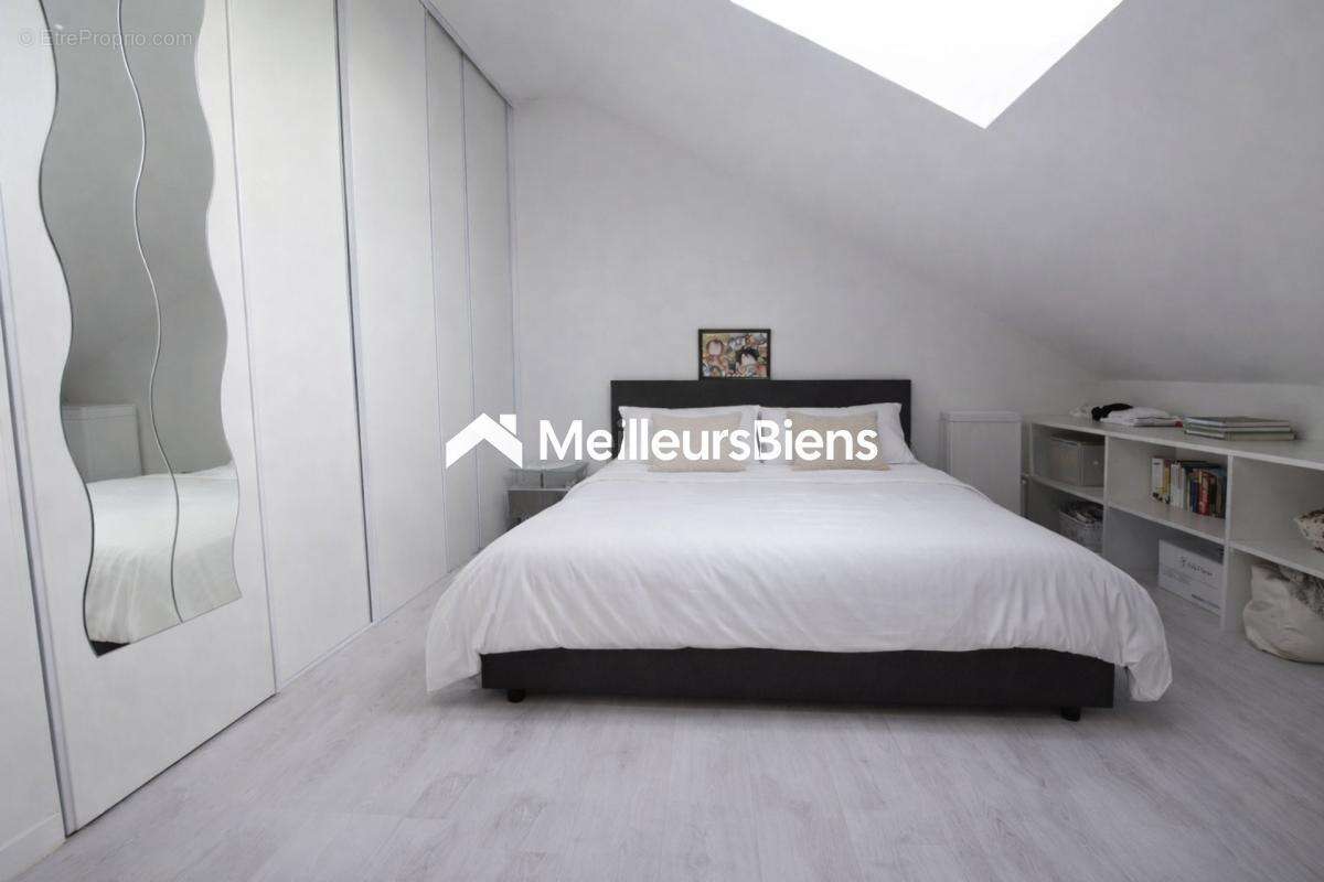 Maison à SAVIGNY-SUR-ORGE