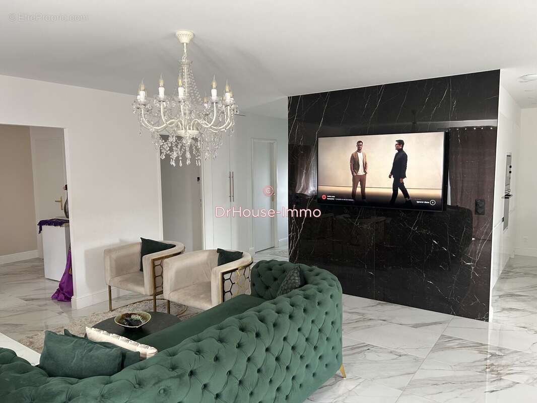 Maison à LA COURONNE