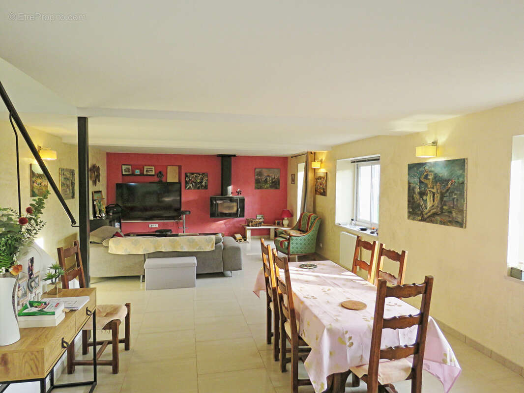 Maison à PERS-EN-GATINAIS