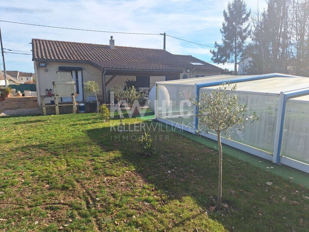 Maison 101 m² à Rilhac-Rancon  - photo 6