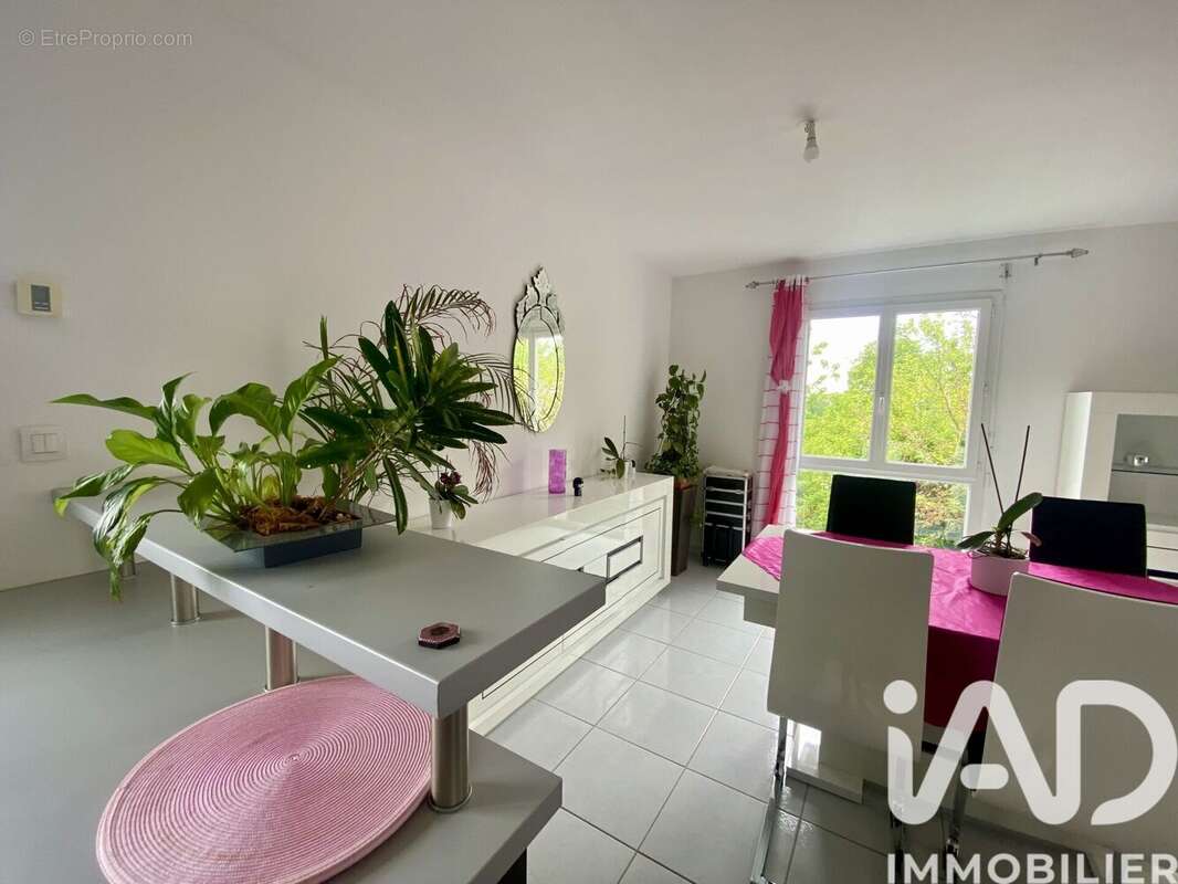 Photo 3 - Maison à LUBERSAC