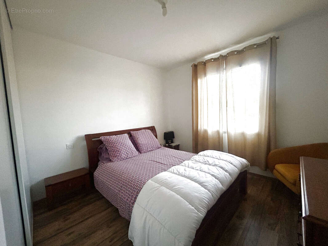 Maison récente de 2019   17000 m2 de terrain avec vignes, piscine et dépendances   à 20 min de Périgueux - photo 17