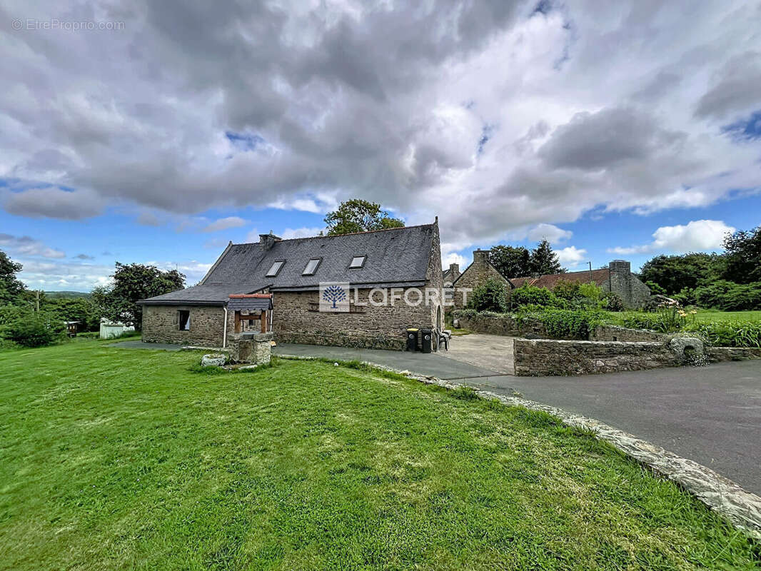Maison à LANDEVANT