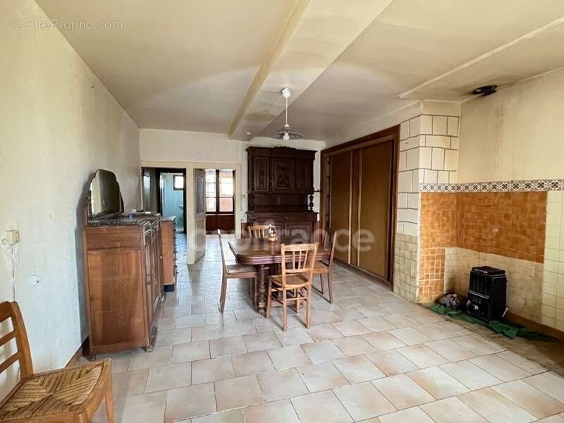 Maison à MERRY-LA-VALLEE