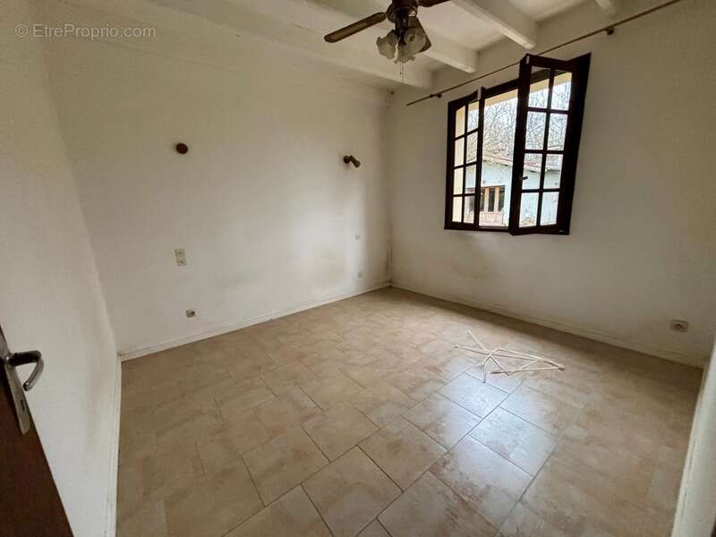 À vendre – Maison de campagne 5 pièces, 121 m² sur 7000² de terrain avec dépendances – Montricoux (82) - photo 8