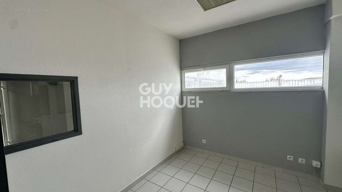 Commerce à CABESTANY