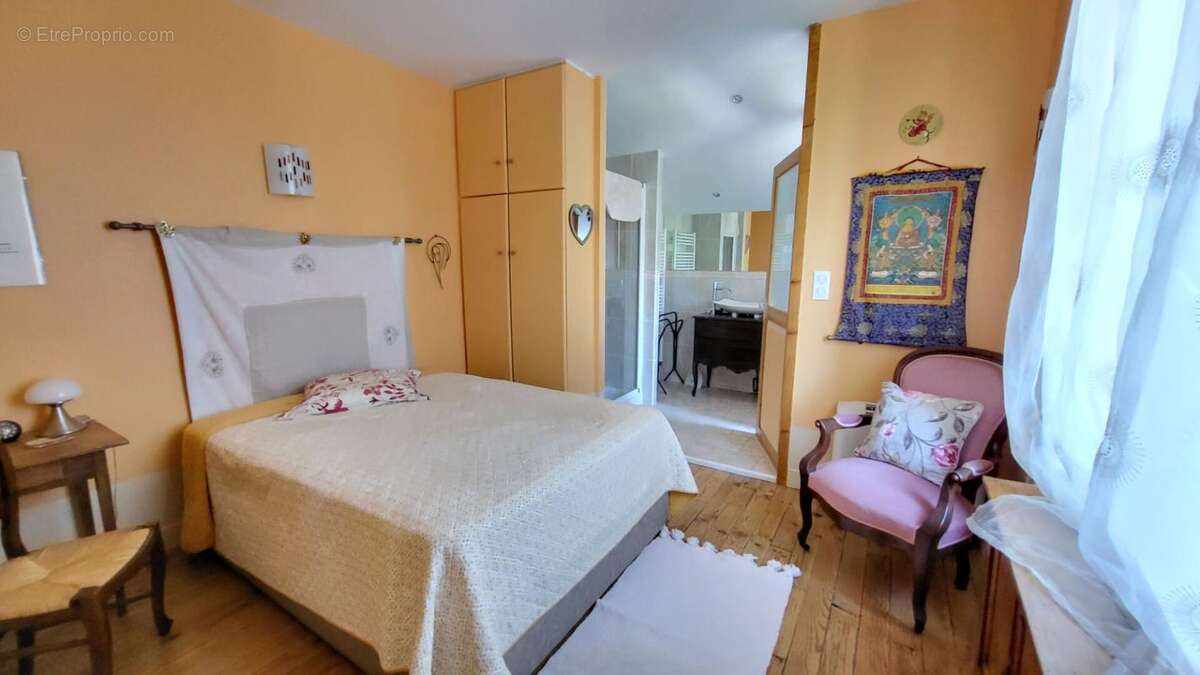 Maison à RAZAC-SUR-L'ISLE