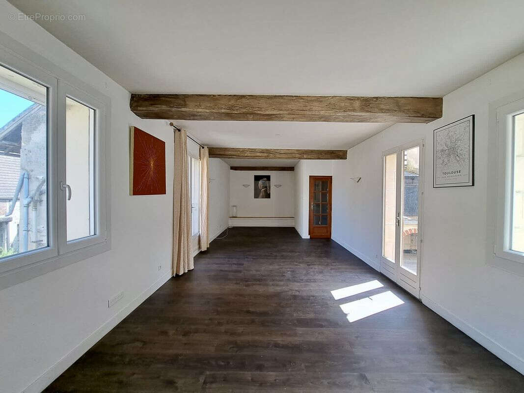 Maison à PONT-SAINTE-MAXENCE