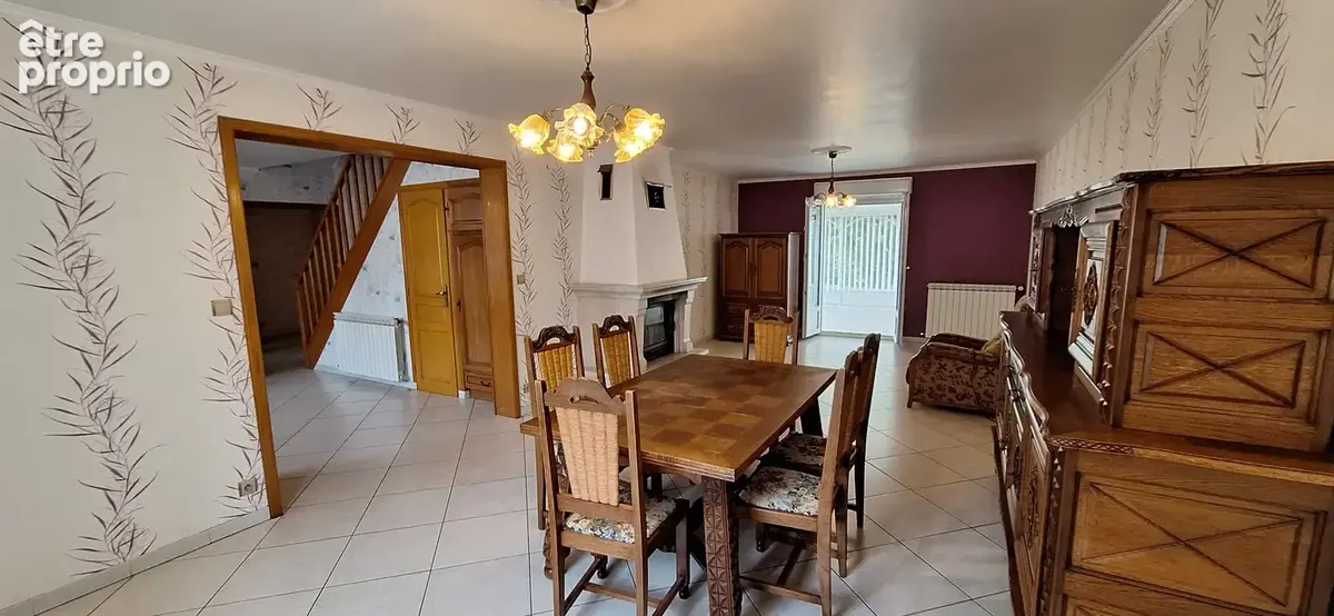 Maison 160m2, 3 chambres, 4/5 chambres possible, veranda,garage sur terrain arbore 755m2 - photo 7