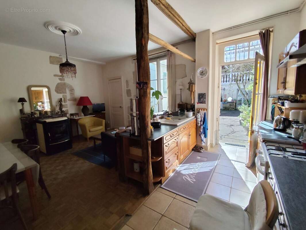 Maison à CIVRAY