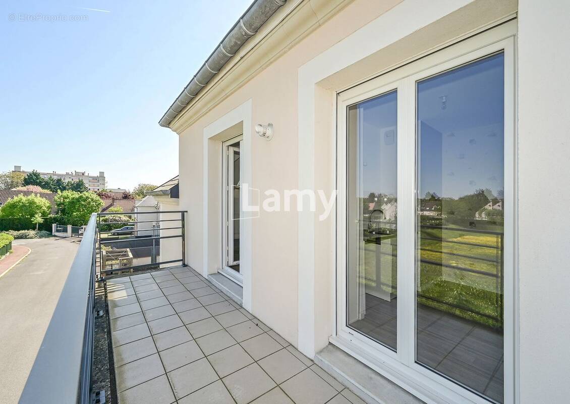 Appartement à SAINT-PRYVE-SAINT-MESMIN