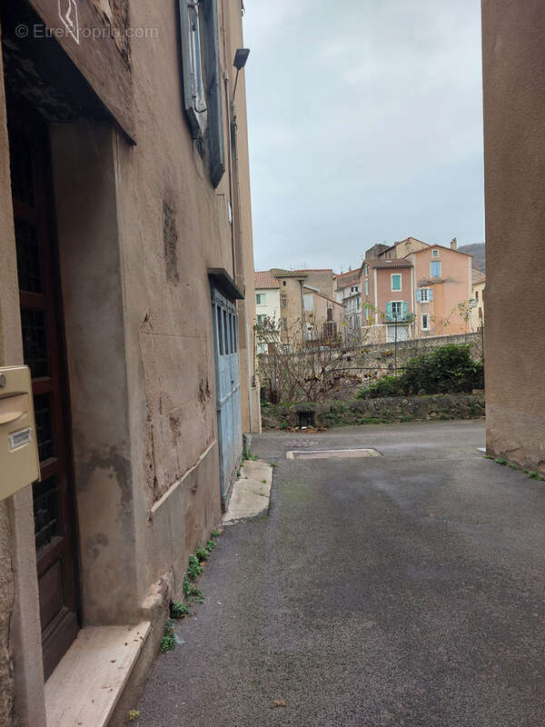 Maison à SAINT-AFFRIQUE