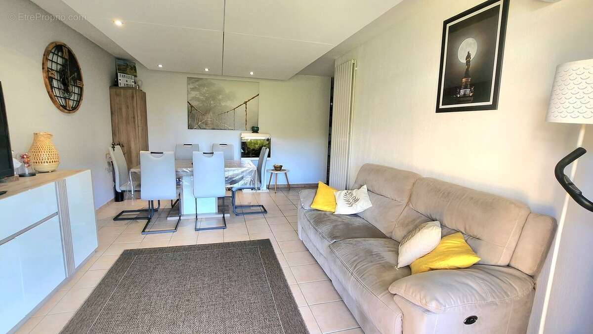 T4 / CHATEAU GOMBERT / TERRASSE / GARAGE / PARKING - Appartement à MARSEILLE-13E