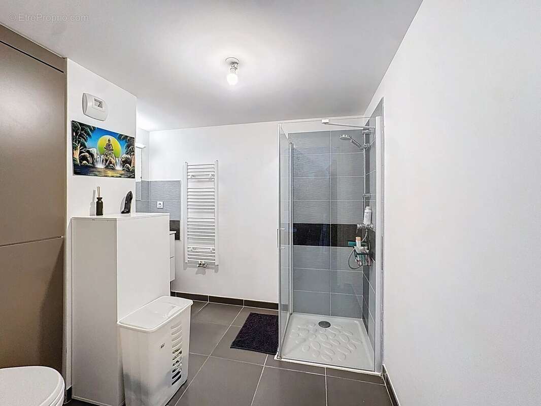 Très beau T2 46m2 + terrasse de 13m2 et 2 places de stationnements - photo 7