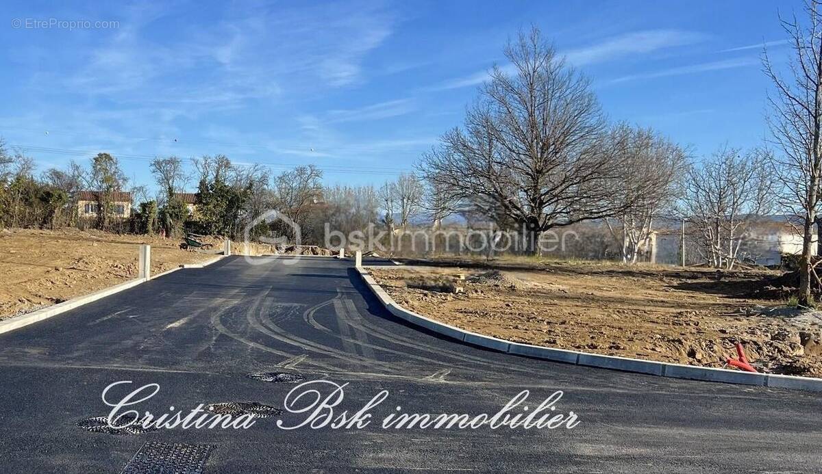 Terrain à LA BRILLANNE