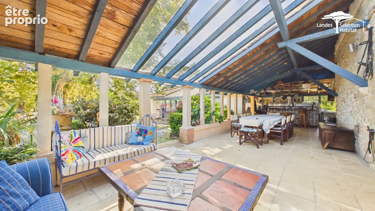 Ensemble immobilier d'exception de 380 m² hab. , piscine, dépendances et revenus locatifs - photo 7