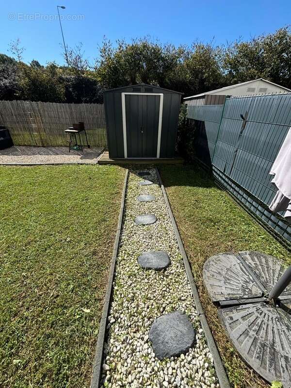 Appartement à ARTIGUELOUVE