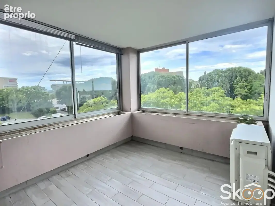 Appartement 5 pièces avec loggia et parkings montpellier estanove - photo 2