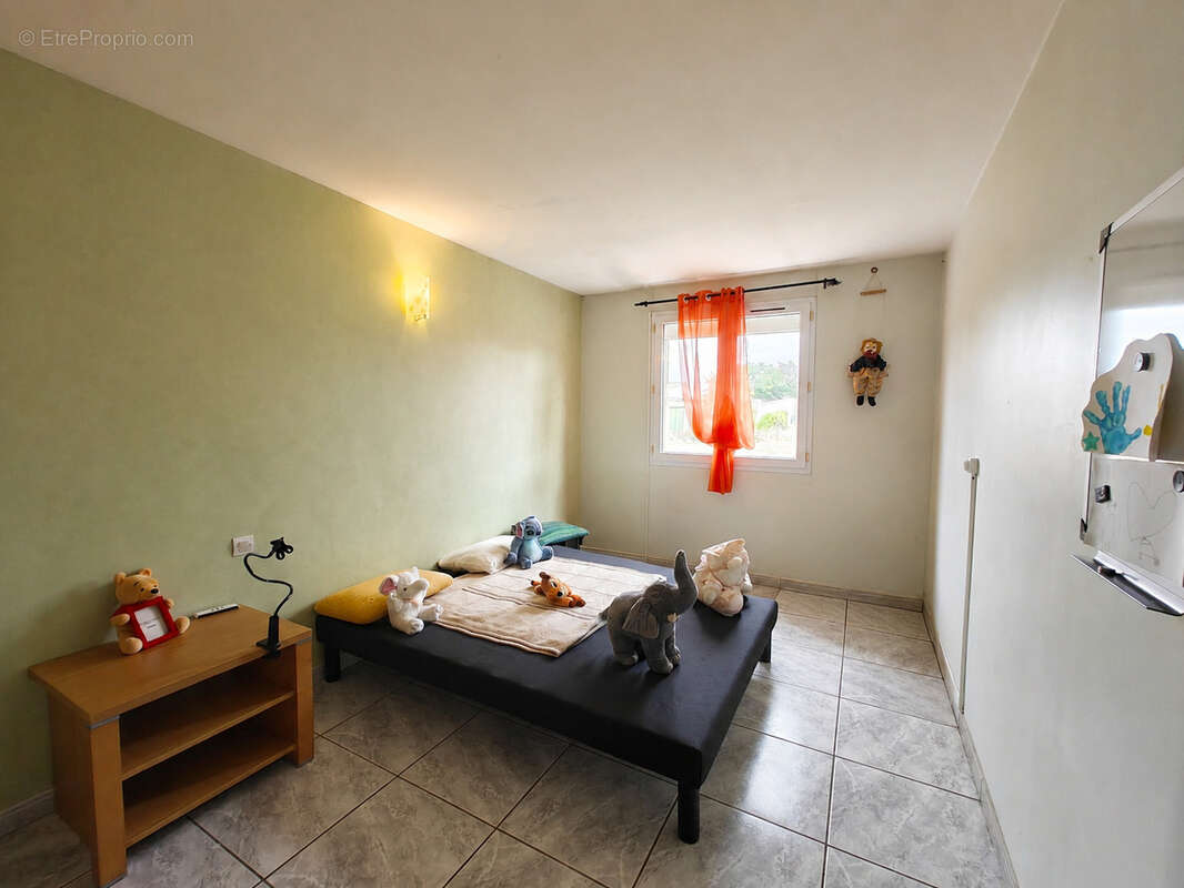 Pouzols   maison de plain-pied 122 m2   4 chambres   piscine - photo 6