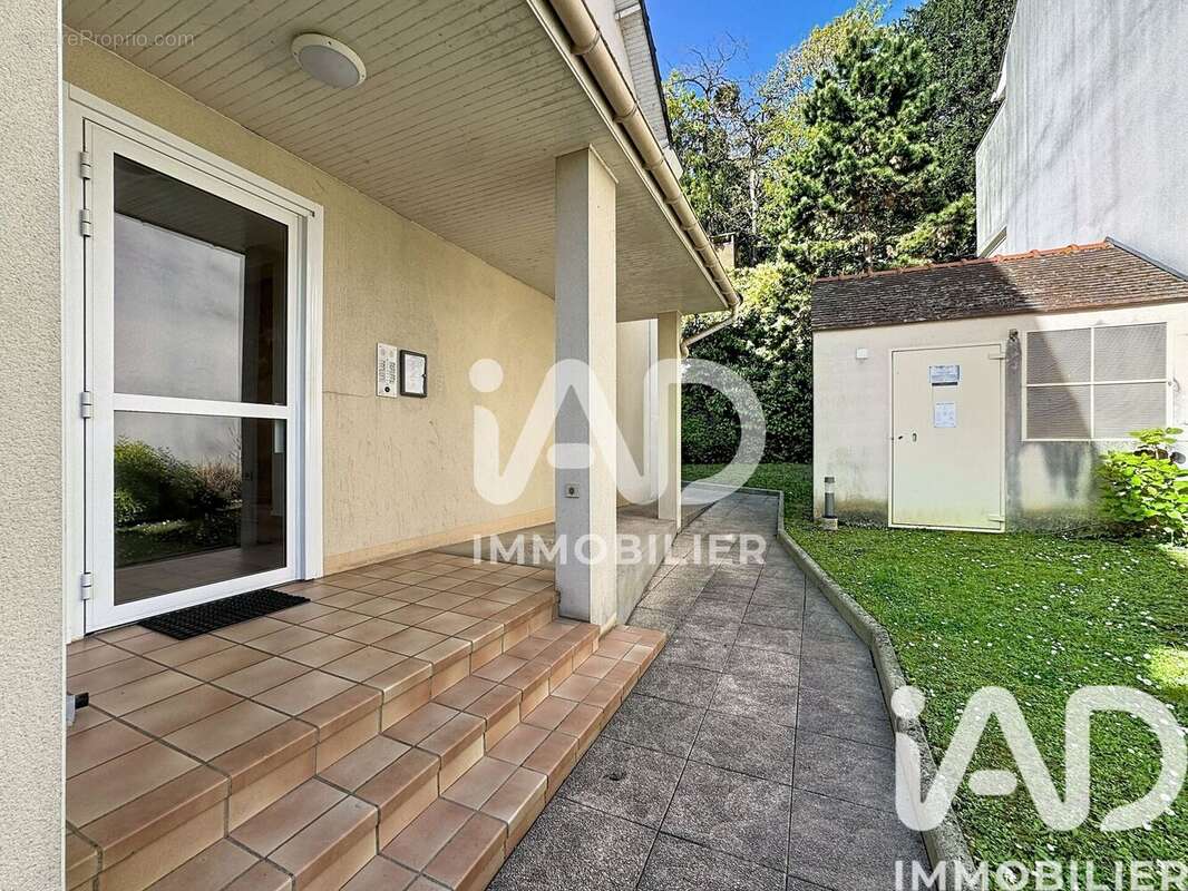 Photo 9 - Appartement à CORBEIL-ESSONNES