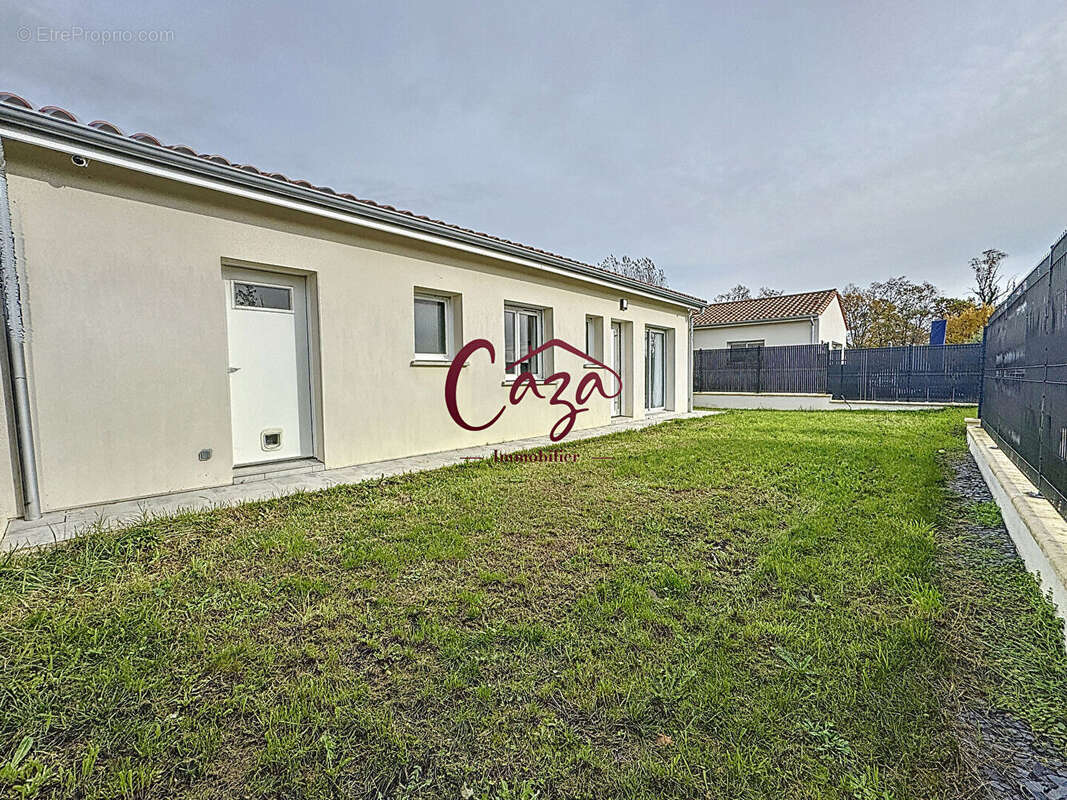 Maison à FARGUES-SAINT-HILAIRE