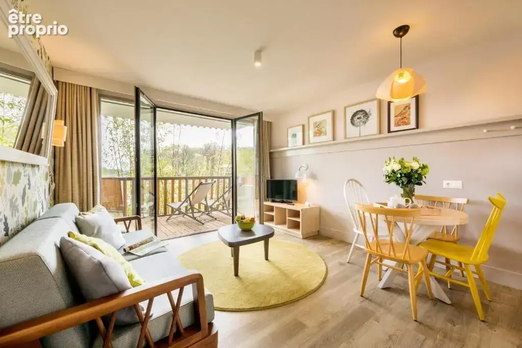 INVESTISSEMENT LOCATIF  BAILLY - ROMAINVILLIERS  Résidence Center Parcs Villages Nature Paris - 6.51% de rentabilité - photo 3