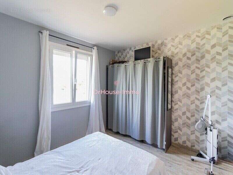 Maison 101 m² à Nalliers  - photo 5