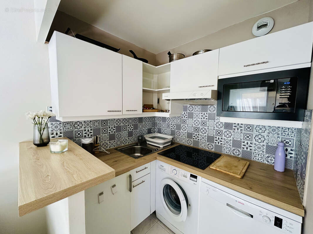 Appartement à VALLAURIS
