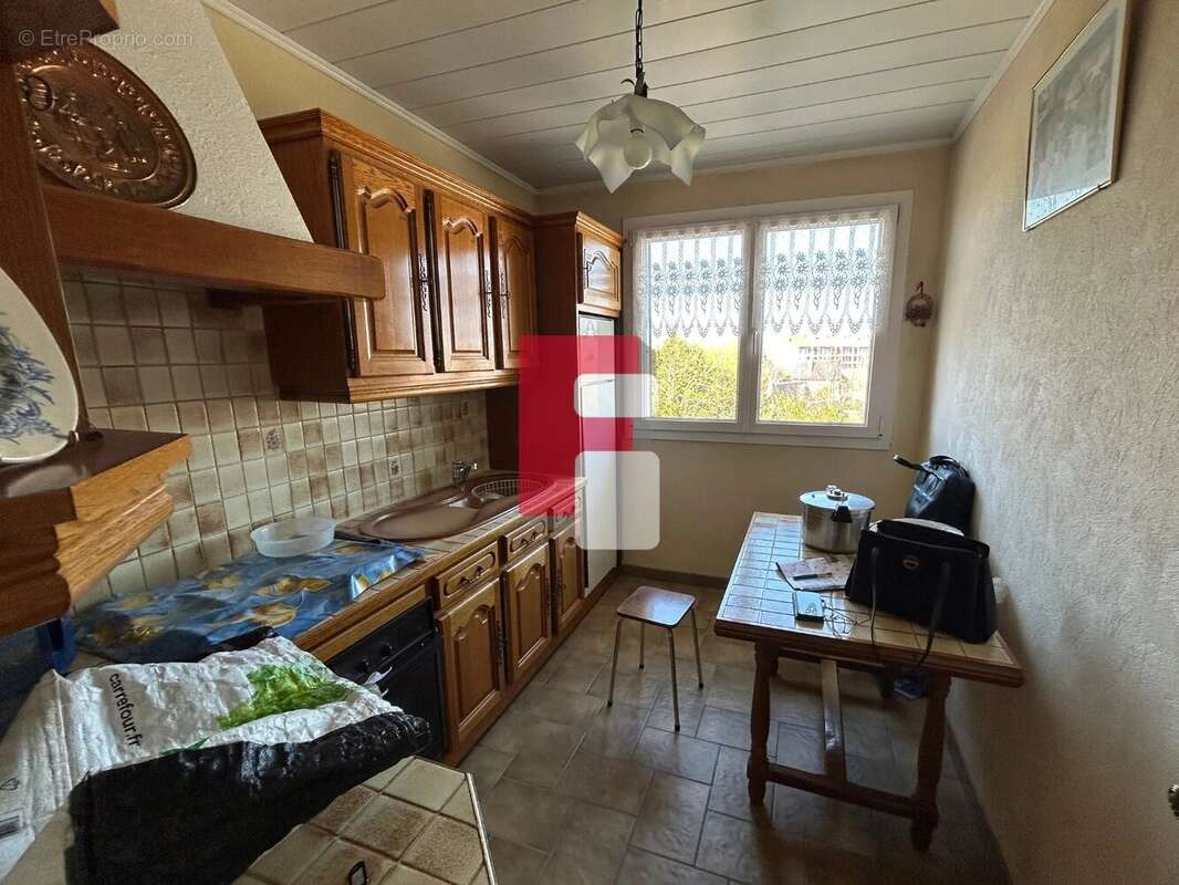 Appartement à SAINTE-SAVINE