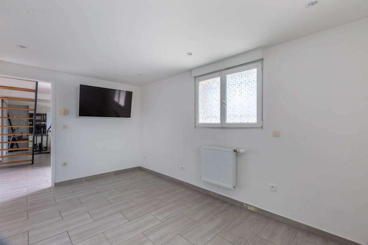 Maison à VAULX-EN-VELIN