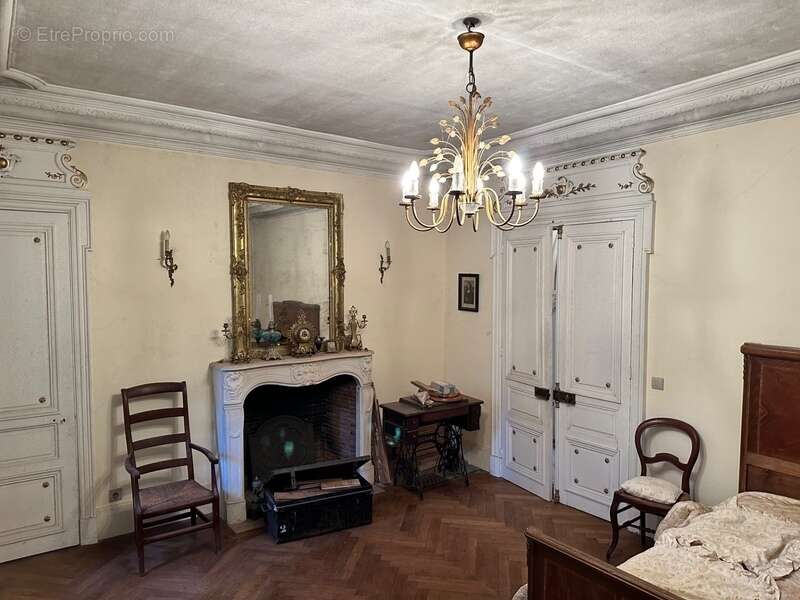 Maison à SAINT-OUEN-DE-THOUBERVILLE