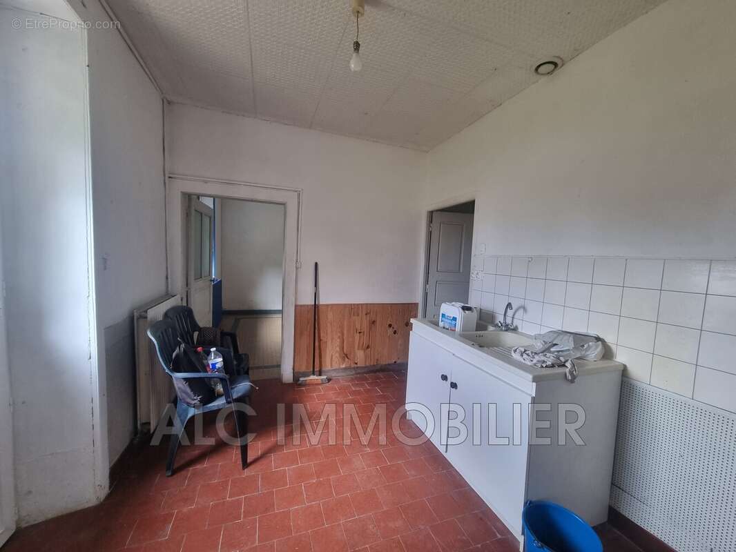 Maison à LE MELE-SUR-SARTHE