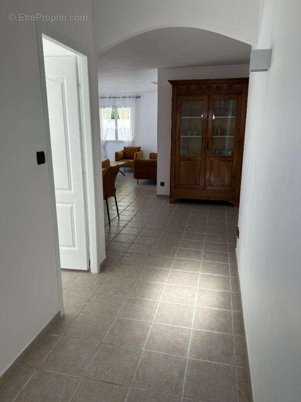 Maison à VAILHAUQUES