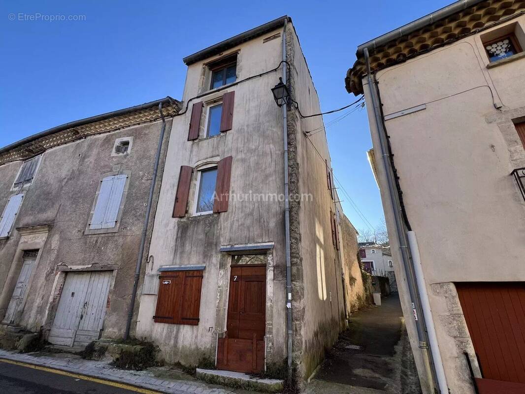 Maison à LA VACQUERIE-ET-SAINT-MARTIN-DE-CASTRIES