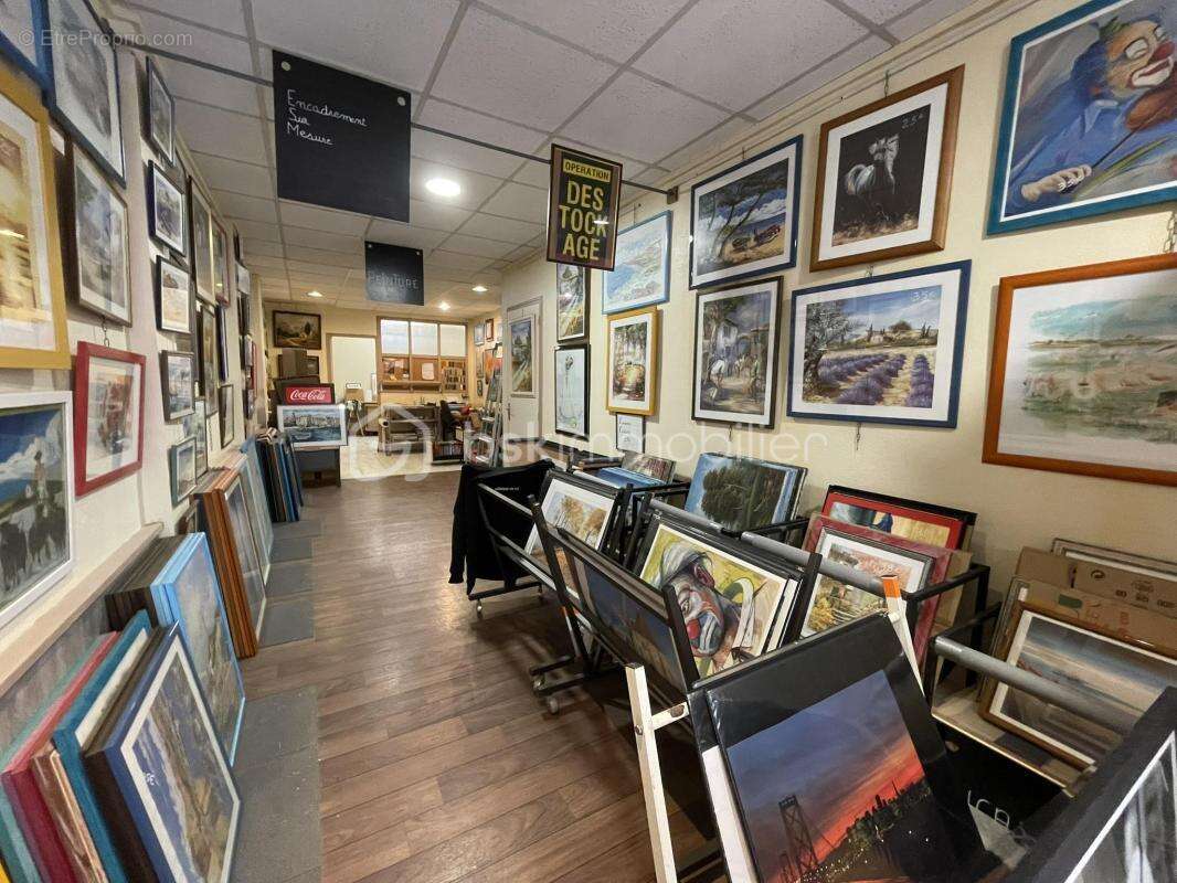 RARE – Maison de village de 128m² avec local commercial à 50 m du port - photo 22