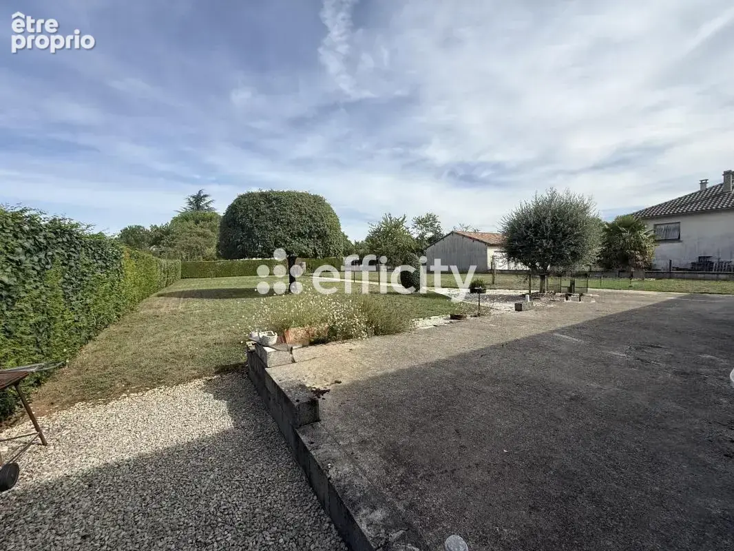 Maison 5 pièces 105 m² à vendre à Verteuil-Sur-Charente (16510) - photo 12