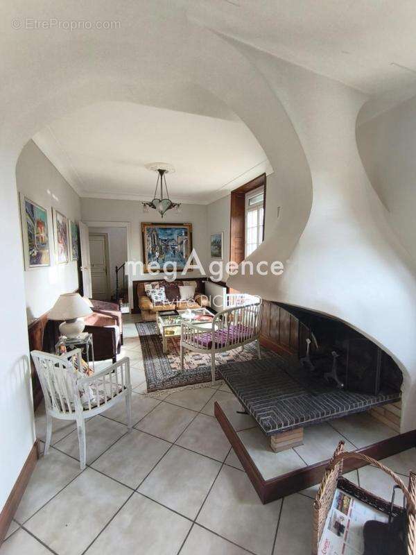 Maison à JALLAIS