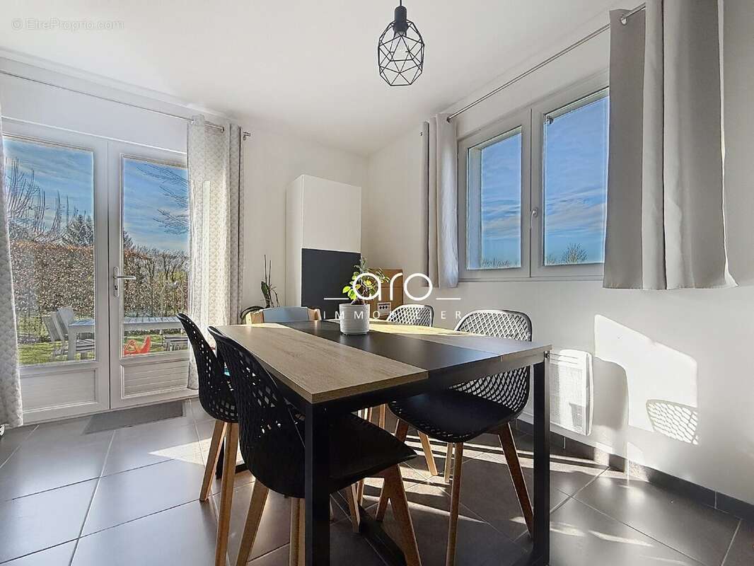 Maison 75 m² à Genech  - photo 4