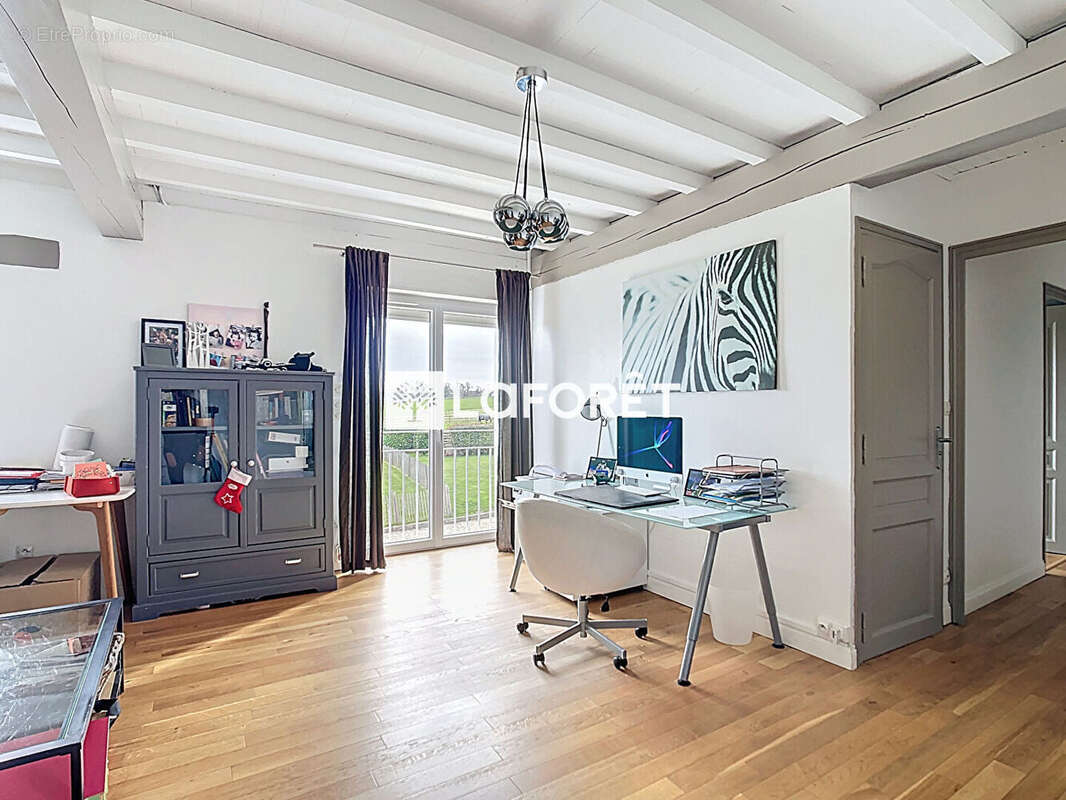 Maison à CHATILLON-SUR-CHALARONNE