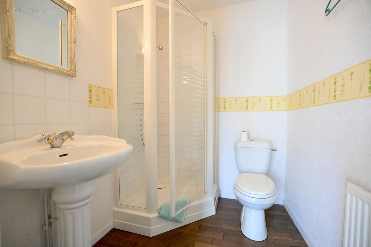 Maison à NEUFFONTAINES