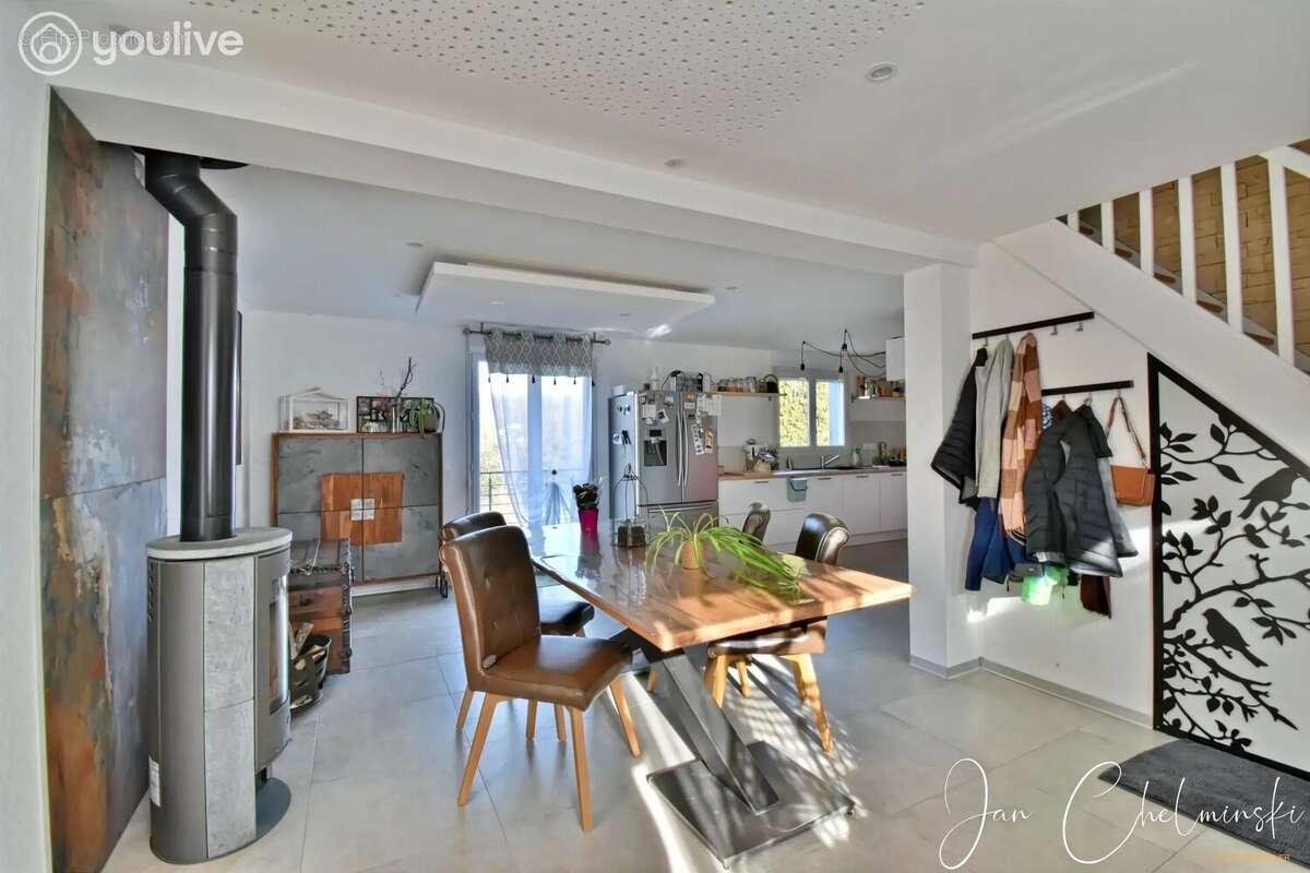 Maison à MEZIRE