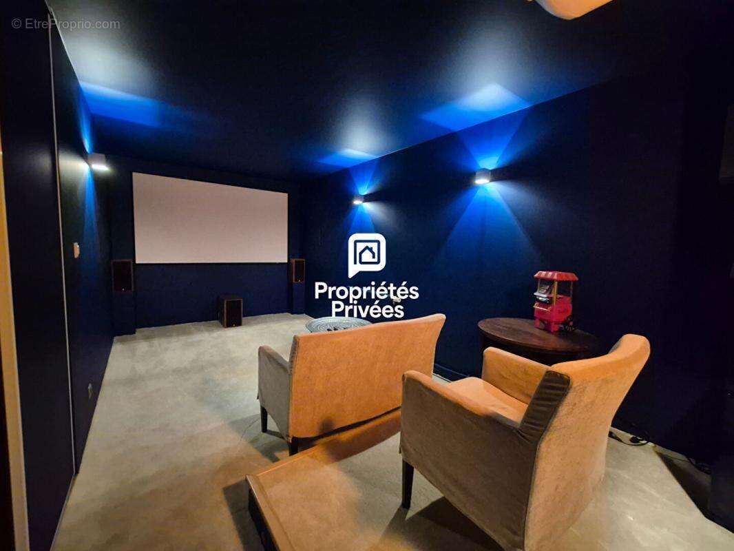 Maison à BELLEGARDE-SUR-VALSERINE