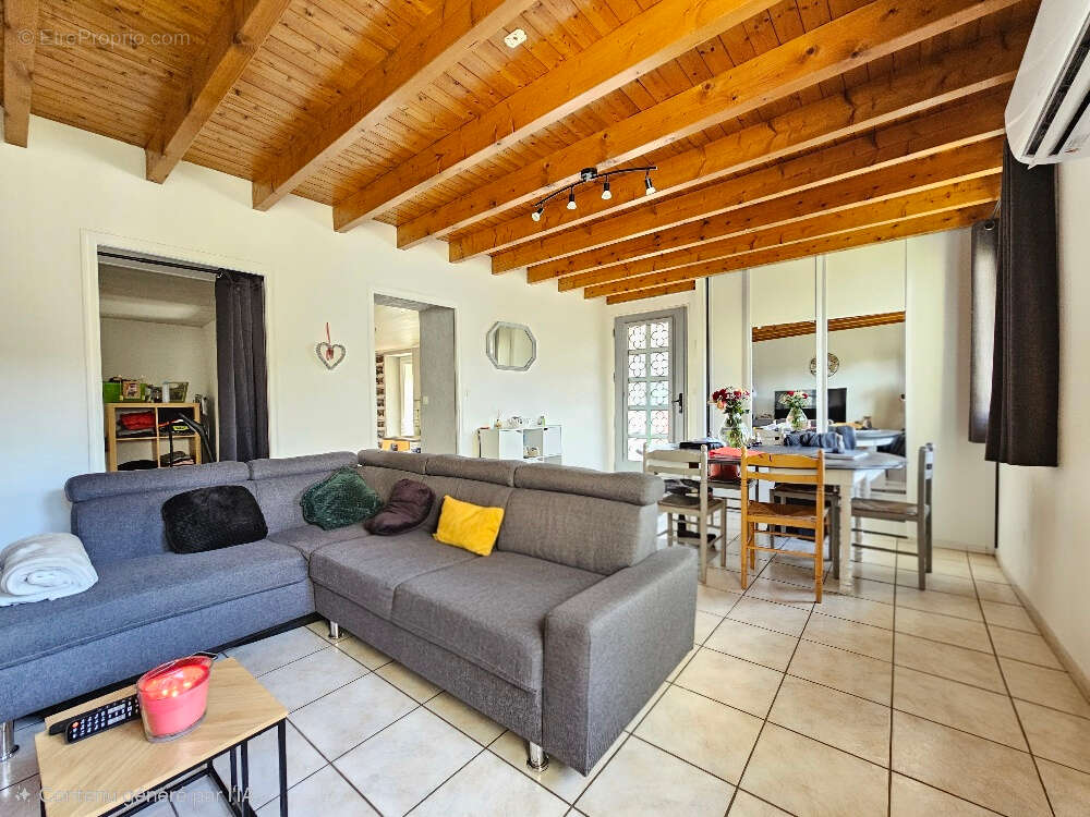 Maison à LA COURONNE