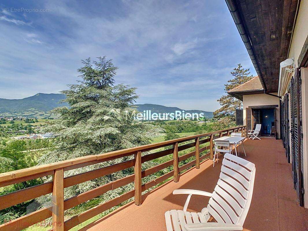 Appartement à CHIGNIN