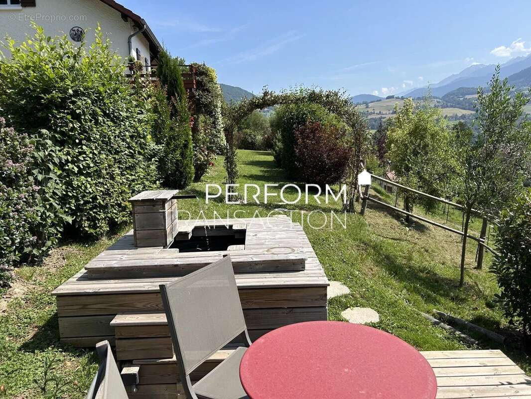 Maison à SAINT-MARTIN-D&#039;URIAGE